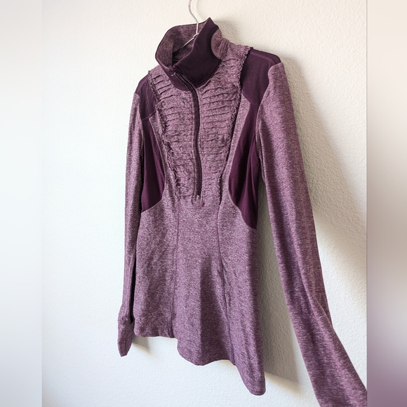 Lululemon Run Your Heart Out Half Zip Ruffles Cuffins Zip Pocket - Picture 3 of 12